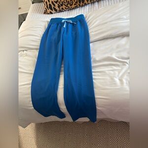 Figs Livingston high waisted scrub pants